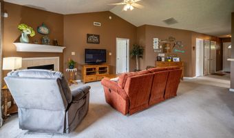 8199 Overbrooke Ln, Avon, IN 46123