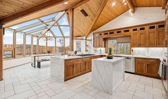 141 Lakewood Dr, Alton, NH 03810