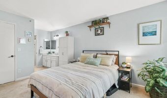 7504 Parkway Dr 100, La Mesa, CA 91942