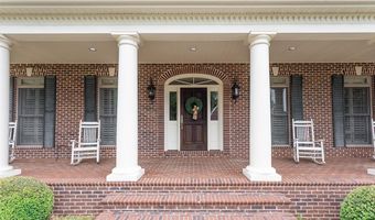 192 Lakeshore Dr, Albany, KY 42602