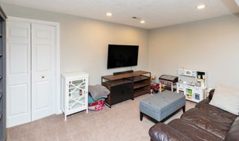 635 25th St SE, Altoona, IA 50009