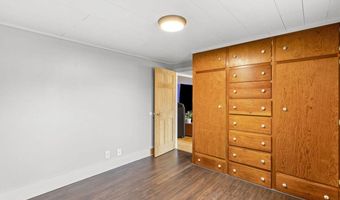 10 Pine St, Alton, NH 03809