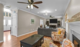 38 Steeple Ln, Lincoln, RI 02865