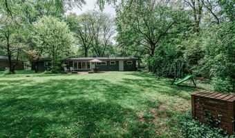 4888 Kessler View Dr, Indianapolis, IN 46220