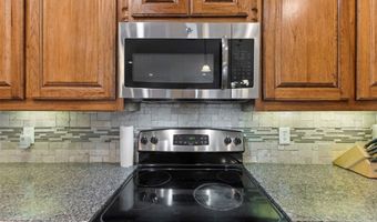 204 Briarstone Dr, Alvarado, TX 76009