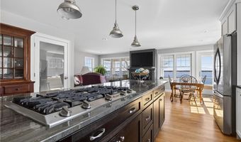 110 Sea View Ave, North Kingstown, RI 02852
