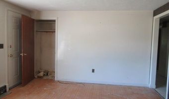 29 Hutchinson Dr, Augusta, ME 04330