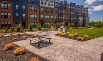 43792 MIDDLEWAY Ter, Ashburn, VA 20147