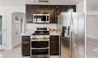 5812 Ventana Dr, Las Vegas, NV 89130