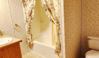320 E Iowa St, Afton, IA 50830