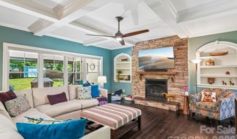 2032 Eaton Rd, Charlotte, NC 28205