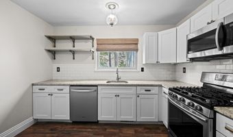 22 Mohawk Ct 22, Cromwell, CT 06416