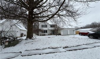 749 Regina Dr, Vermilion, OH 44089