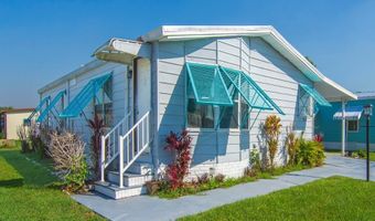 836 Hyacinth Cir, Barefoot Bay, FL 32976
