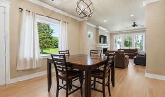 608 Cottage Ln, Benton, AR 72019