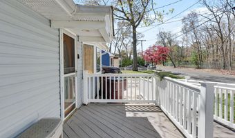 33 Mill Creek Rd, Bayville, NJ 08721