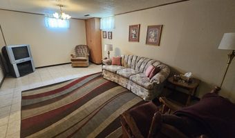 1102 N Penn St, Aberdeen, SD 57401