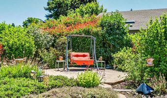 426 Parkside Dr, Ashland, OR 97520