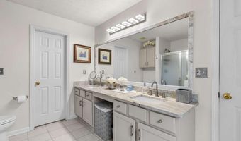 2505 Thorngate Dr, Acworth, GA 30101