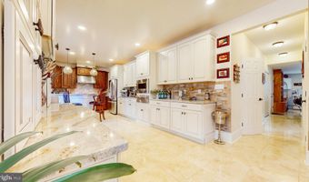 303 S BEDFORD St, Georgetown, DE 19947