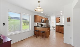 108 Winfield Manor Dr, Adams Twp., PA 16046