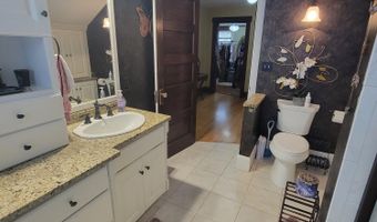 817 N Main St, Aberdeen, SD 57401
