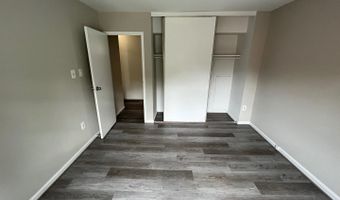 6810 PERRY PENNEY Dr 99, Annandale, VA 22003