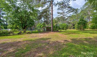 589 White Pines Cir, Camden, SC 29020