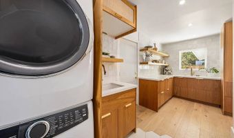2040 Kanakanui Rd, Kihei, HI 96753