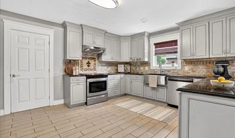 7743 Misty Oaks Ave, Baker, LA 70714