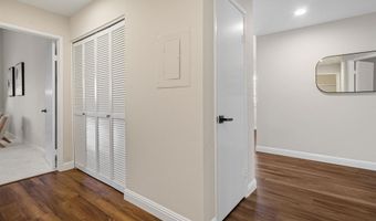 2880 Englewood Way, Carlsbad, CA 92010