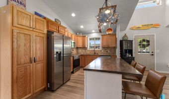 2612 E Sunrise Ct, Brandon, SD 57005