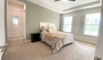 724 WINTERSIDE Dr, Apollo Beach, FL 33572