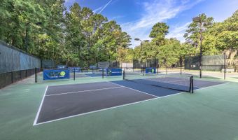 1 Tiller Island Dr, Beaufort, SC 29907