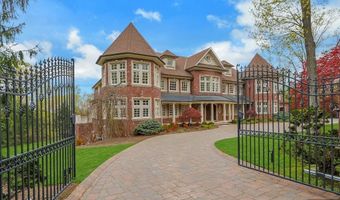 67 Robin Ln, Alpine, NJ 07620