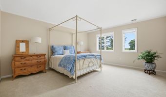 4 Biltmore Park 4, Bloomfield, CT 06002