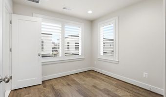 6924 ROCKLEDGE Dr, Bethesda, MD 20817