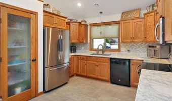 114 Serenity Ct, Avon, MN 56310