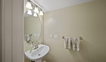 1438 MARINER Dr, Arnold, MD 21012