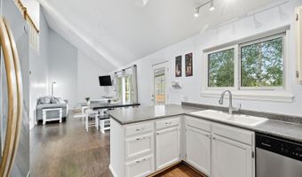 6080 Fenton St, Arvada, CO 80003