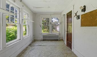 160 Manning Blvd, Albany, NY 12203