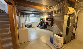 2009 W Oakland Ave, Austin, MN 55912