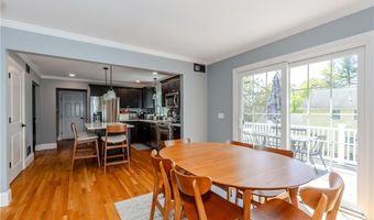 50 Searle Ave, Cranston, RI 02920