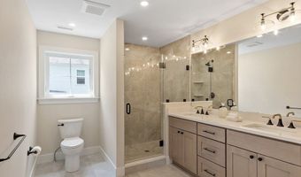 42 Hillside Ave, Bedford, MA 01730