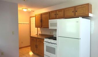 9 Crate Ln, Canaan, NH 03741