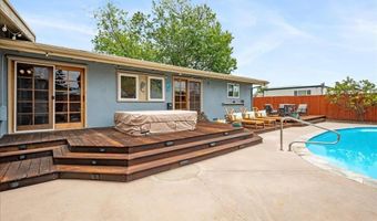3455 Ann Dr, Carlsbad, CA 92008