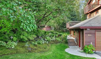 6110 Country Lane Cir, Anchorage, AK 99504
