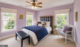 4 RIDGE Rd, Annapolis, MD 21401