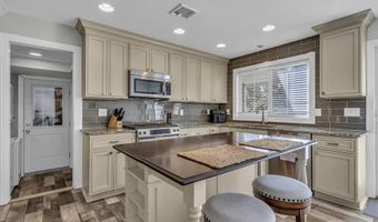 65 Shell St, Beachwood, NJ 08722