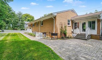 102 GRACEFORD Dr, Aberdeen, MD 21001
